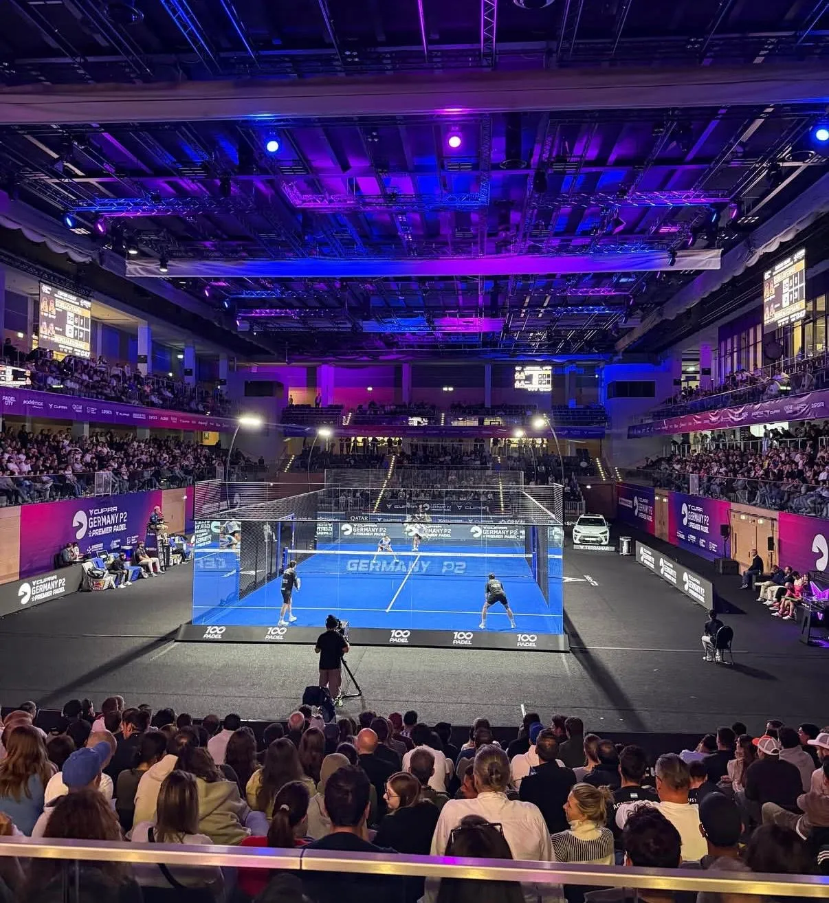 Pista de pádel profesional